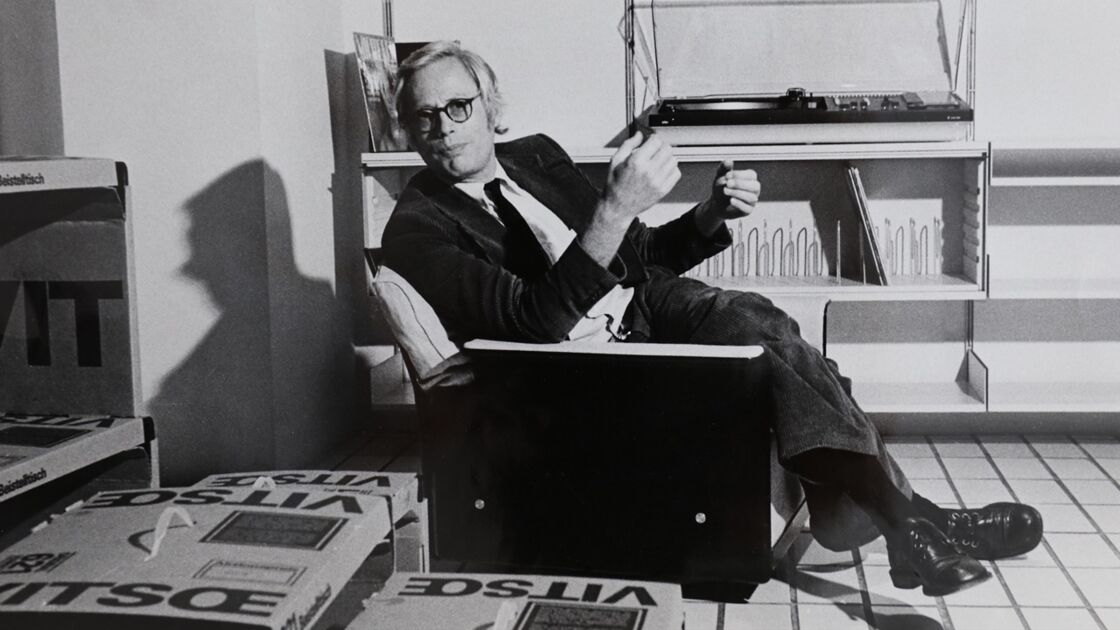 Dieter Rams in Kaiserhofstrasse (ID7090) &copy;Vitsoe Large