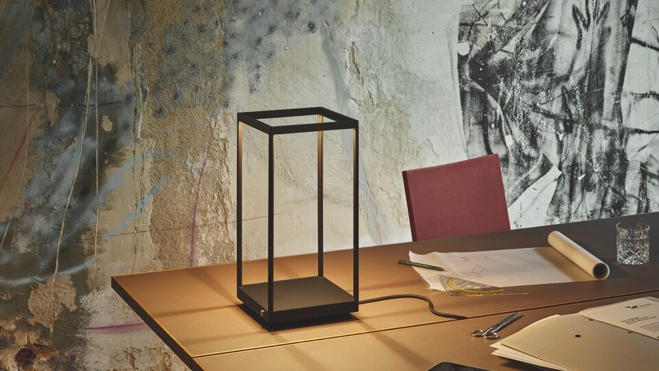 Groß (REFLEX²_Table_S_black_2503nowoffice_0041ret3_FotoStudioOlafBecker_CMYK_300dpi_A4)