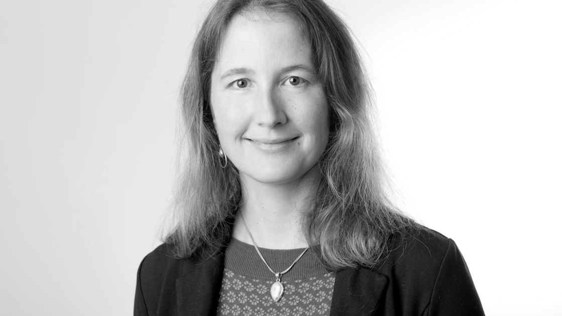 Dr. Melanie Herget Foto_Sonja Rode_Lichtfang_1_tz_SW Large