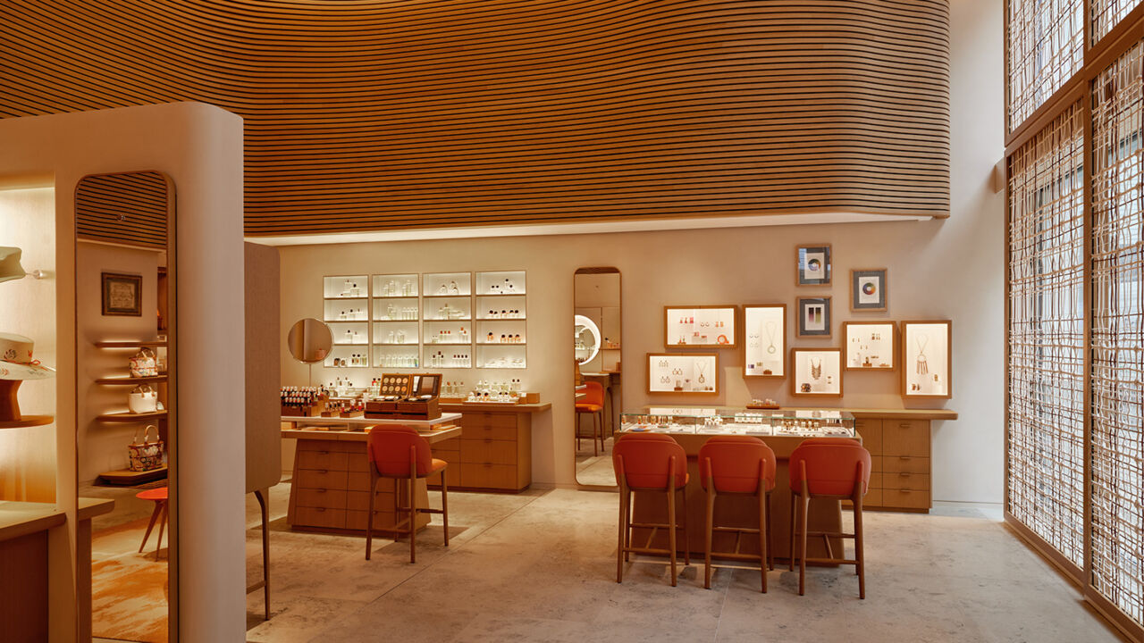 Beauty- und Schmuckbereich im Hermès Store in Hamburg