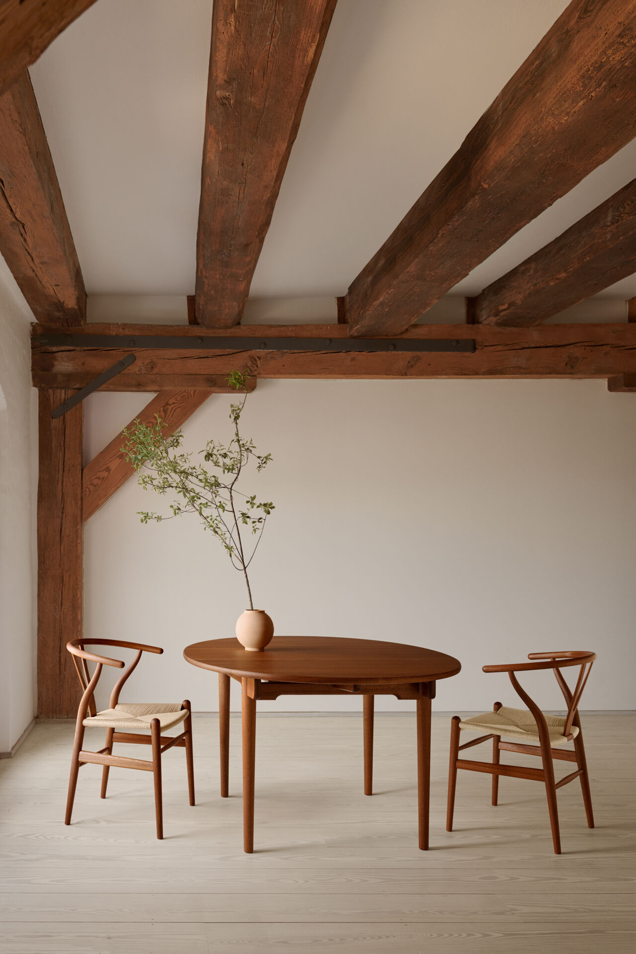 CH24 Wishbone Chair von Hans J. Wegner, ge&ouml;ltes Mahagoni Holz