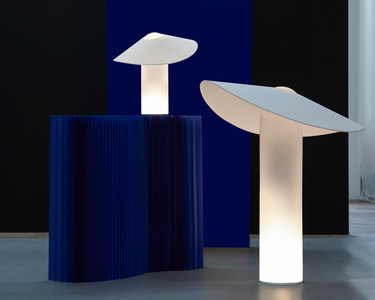 Midgard_Licht_LOJA_by_Sebastian_Herkner_foto_p_fehrentz_Set_table_steh