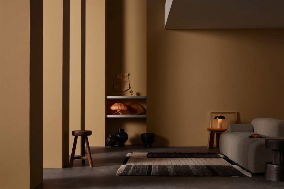 CAPAROL_ICONS_Treasures_by_Sebastian_Herkner_T06_Paper_Bag_Credit_Caparol_Icons_Mark_Seelen_01