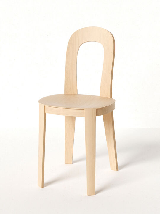 tatu-laakso-stuhl-olivia