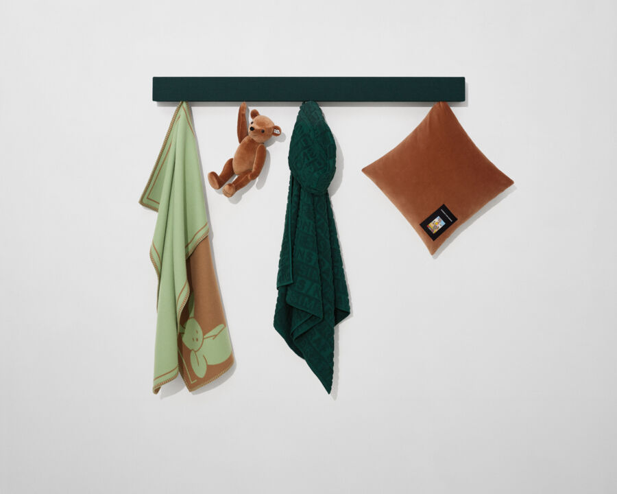 KRS_Kids Collection_shaker system with products_Dark green