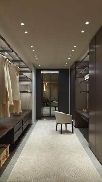 Molteni Flagshipstore in D&uuml;sseldorf: Begehbarer Kleiderschrank