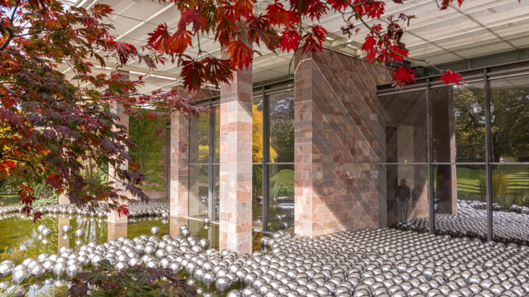 Installationsansicht_Yayoi_Kusuma-8930_Matthias_Willi